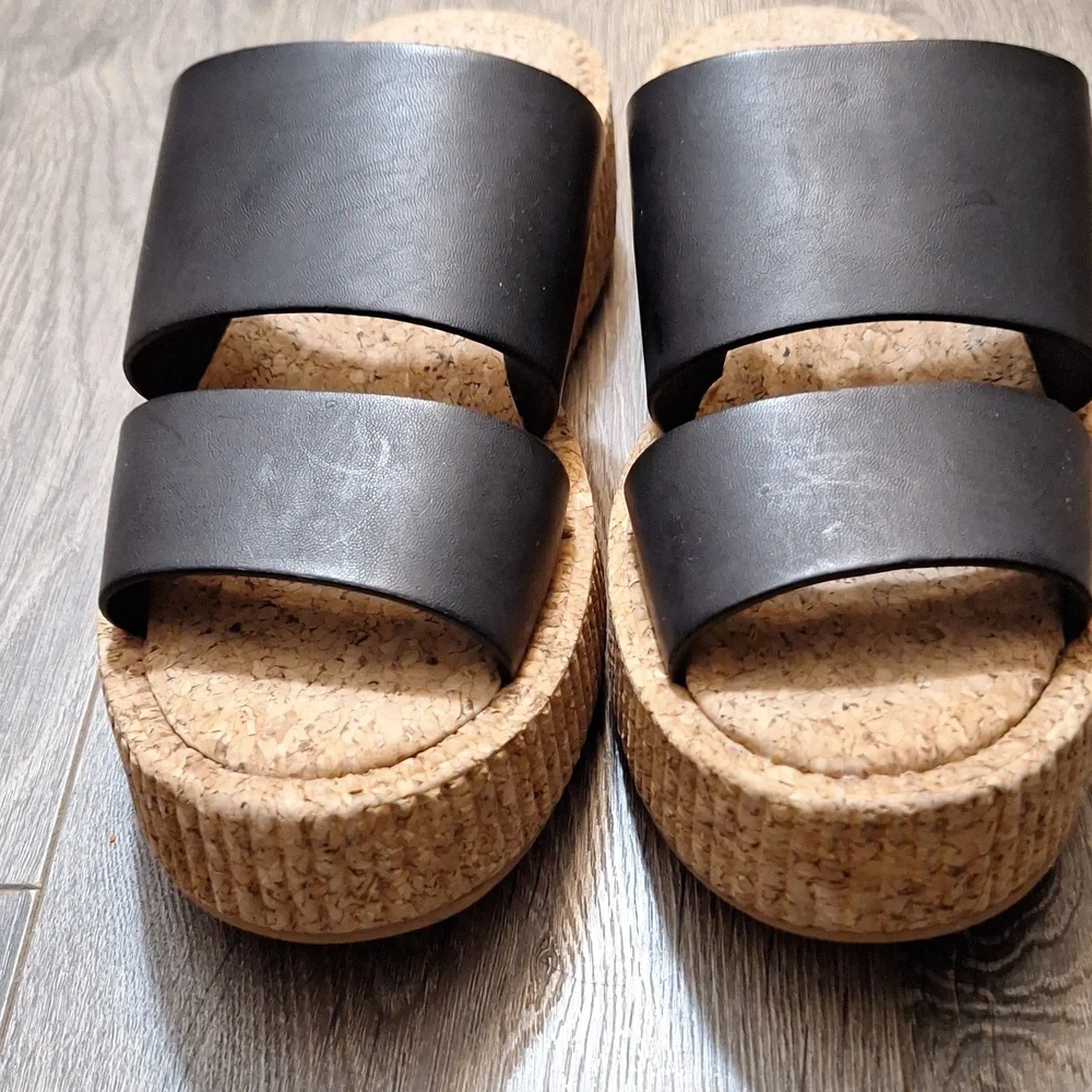 T.U.K Cork Style Platform